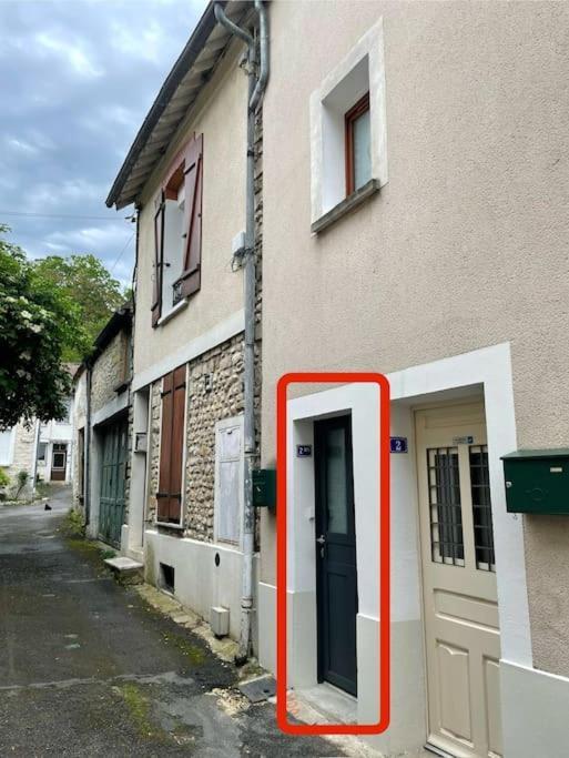 Tiny Paradise - 2 Bedrooms Apartment Montigny-sur-Loing Eksteriør billede